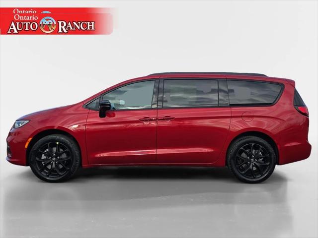 2026 Chrysler Pacifica PACIFICA SELECT AWD
