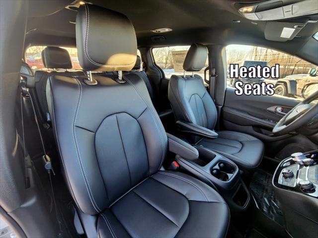 2026 Chrysler Voyager VOYAGER LX