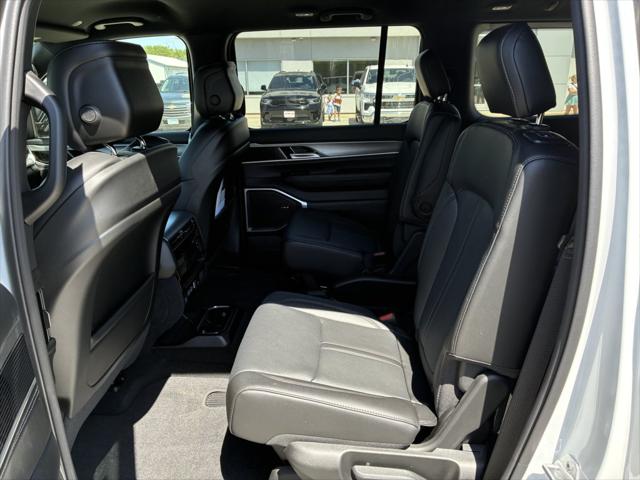 2026 Jeep Grand Wagoneer 4x4