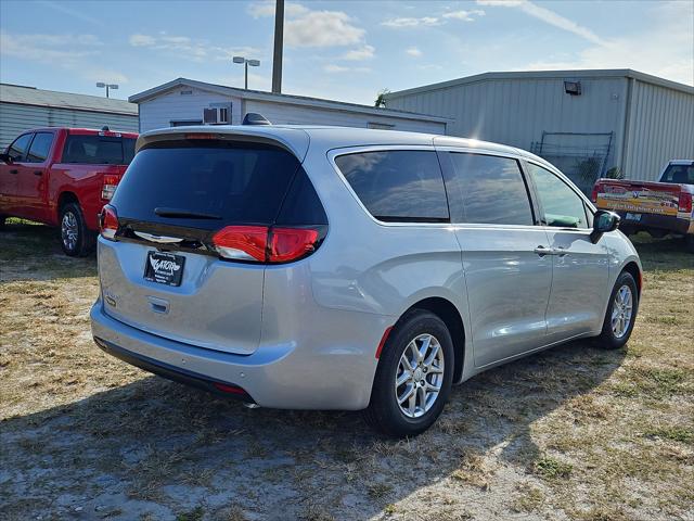 2026 Chrysler Voyager VOYAGER LX