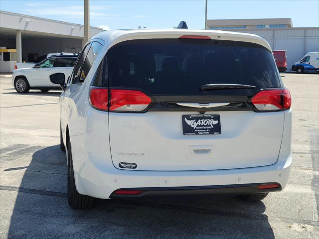 2026 Chrysler Voyager VOYAGER LX