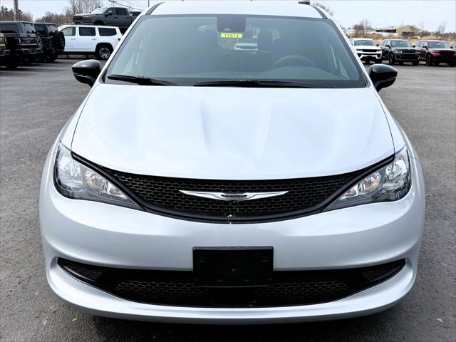 2026 Chrysler Voyager VOYAGER LX