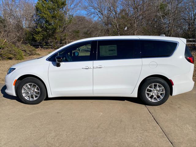 2026 Chrysler Voyager VOYAGER LX