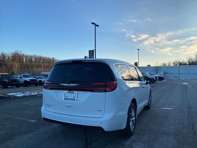 2026 Chrysler Pacifica PACIFICA SELECT AWD 2026 Chrysler Pacifica PACIFICA SELECT AWD