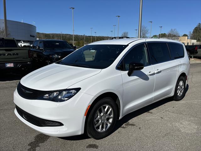 2026 Chrysler Voyager VOYAGER LX