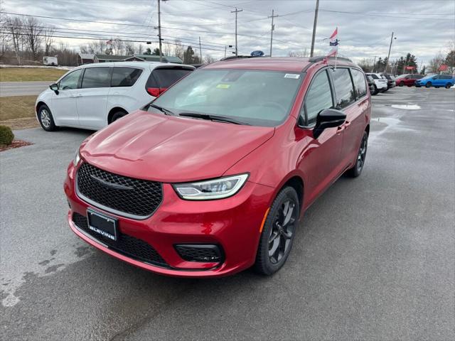 2026 Chrysler Pacifica PACIFICA SELECT AWD