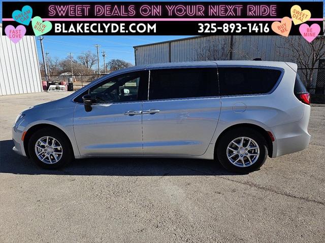 2026 Chrysler Voyager VOYAGER LX