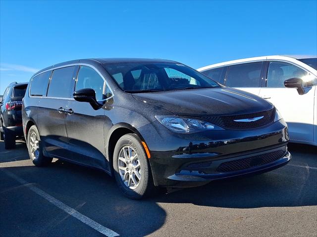 2026 Chrysler Voyager VOYAGER LX
