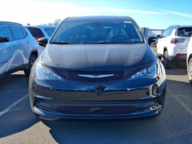 2026 Chrysler Voyager VOYAGER LX