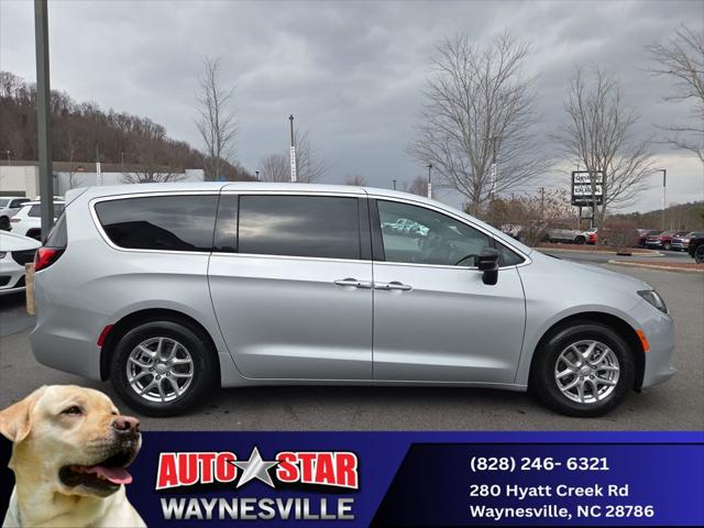 2026 Chrysler Voyager VOYAGER LX