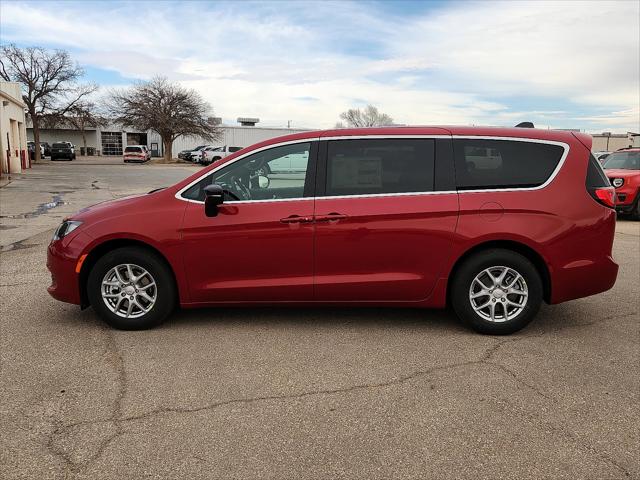 2026 Chrysler Voyager VOYAGER LX
