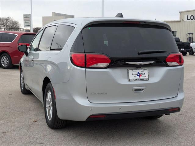 2026 Chrysler Voyager VOYAGER LX