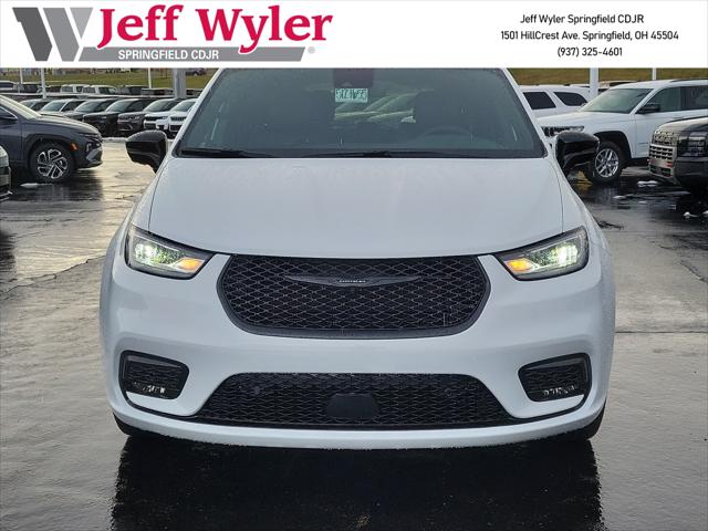 2026 Chrysler Pacifica PACIFICA SELECT