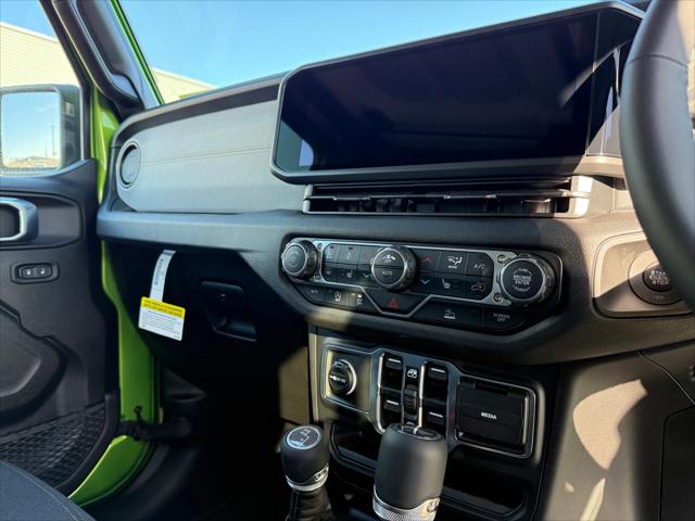 2026 Jeep Wrangler 4-Door Sport RHD 4x4