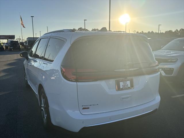 2026 Chrysler Pacifica PACIFICA PINNACLE