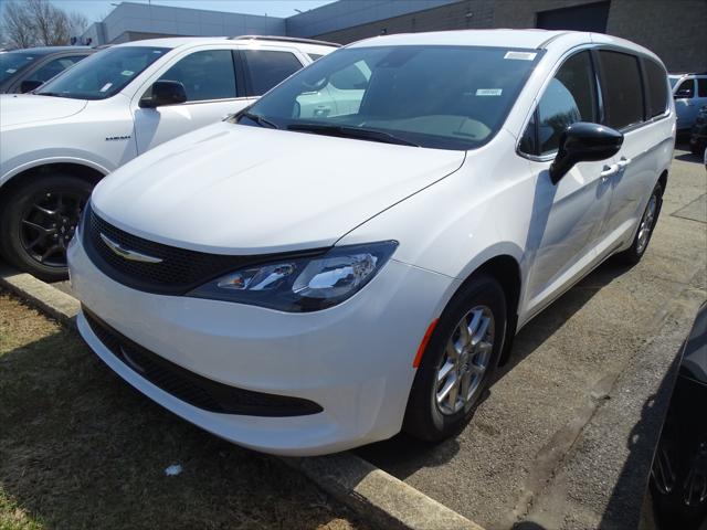 2026 Chrysler Voyager VOYAGER LX