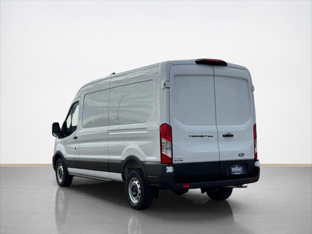 2026 Ford Transit Cargo Van T-250 148  MED RF 9150 GV