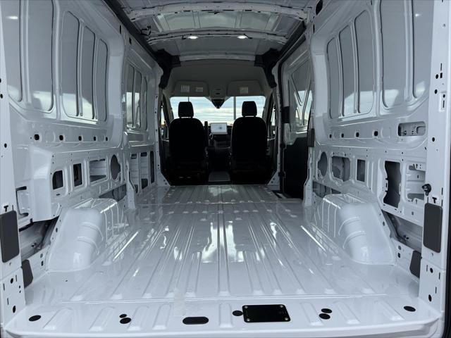 2026 Ford Transit Cargo Van T-250 148  MED RF 9150 GV