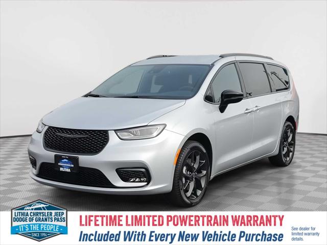 2026 Chrysler Pacifica PACIFICA SELECT AWD