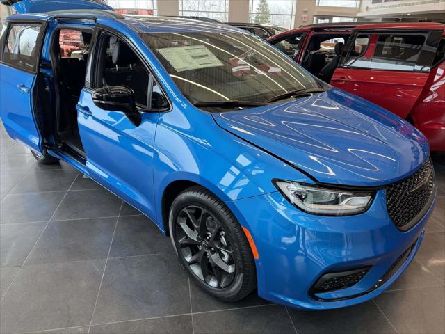 2026 Chrysler Pacifica PACIFICA LIMITED