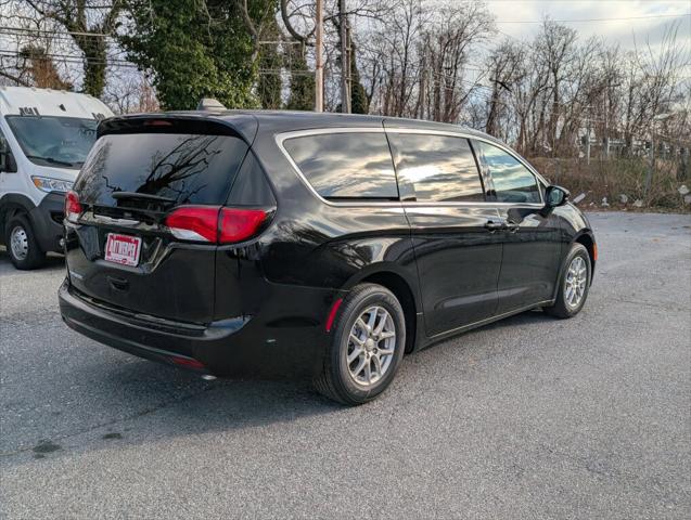2026 Chrysler Voyager VOYAGER LX