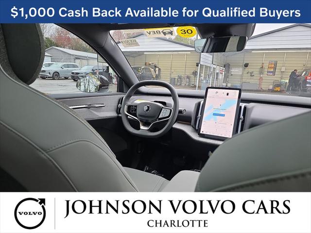 2025 Volvo EX30 Plus Twin Motor Performance, Fully electric