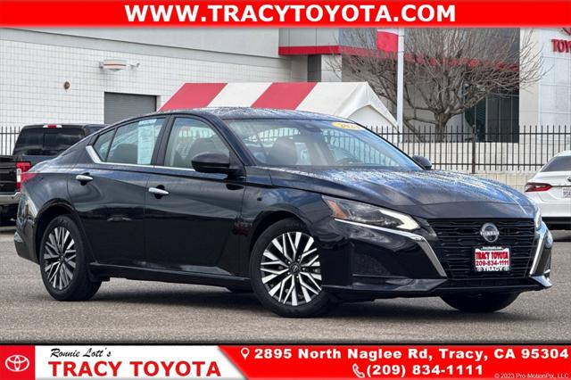 2024 Nissan Altima SV