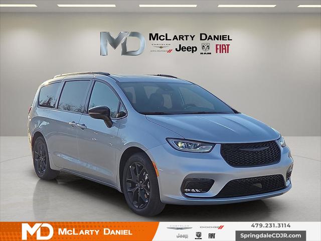 2026 Chrysler Pacifica Select for sale in Springdale, AR