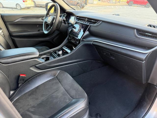 2024 Jeep Grand Cherokee L Altitude 4x4 2024 Jeep Grand Cherokee L Altitude 4x4