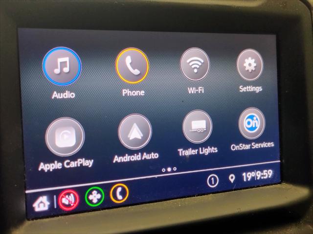 2021 Chevrolet Silverado 1500 4WD Crew Cab Short Bed Custom 2021 Chevrolet Silverado 1500 4WD Crew Cab Short Bed Custom