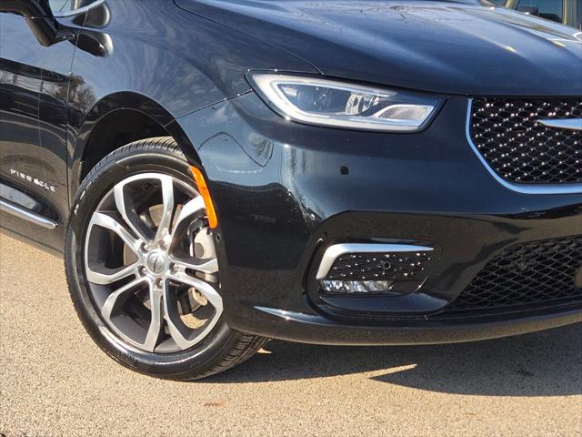 2025 Chrysler Pacifica Pinnacle AWD