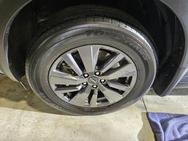 2022 Nissan Pathfinder SV 4WD 2022 Nissan Pathfinder SV 4WD