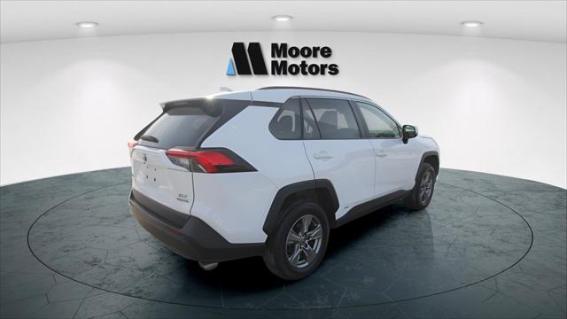 2024 Toyota RAV4 Hybrid XLE