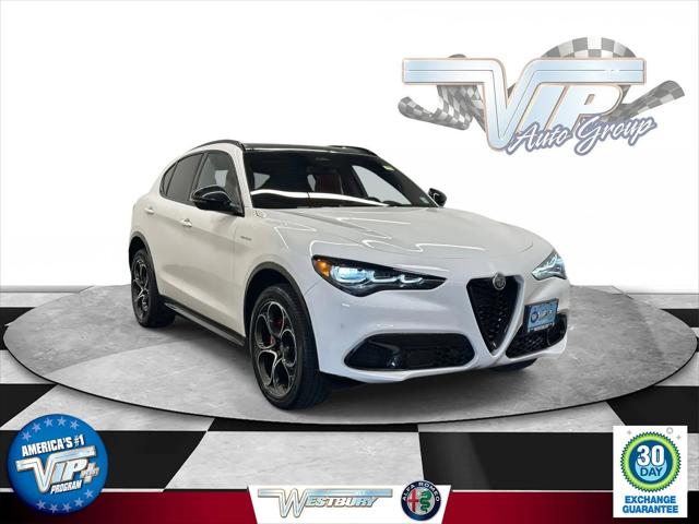 2025 Alfa Romeo Stelvio Sprint AWD