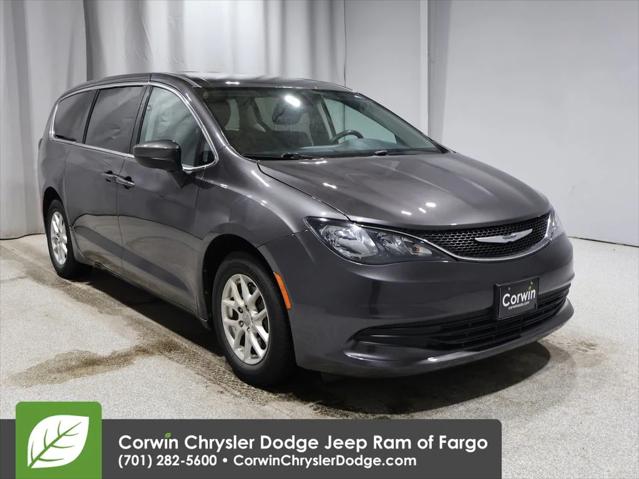 2017 Chrysler Pacifica Touring 2017 Chrysler Pacifica Touring