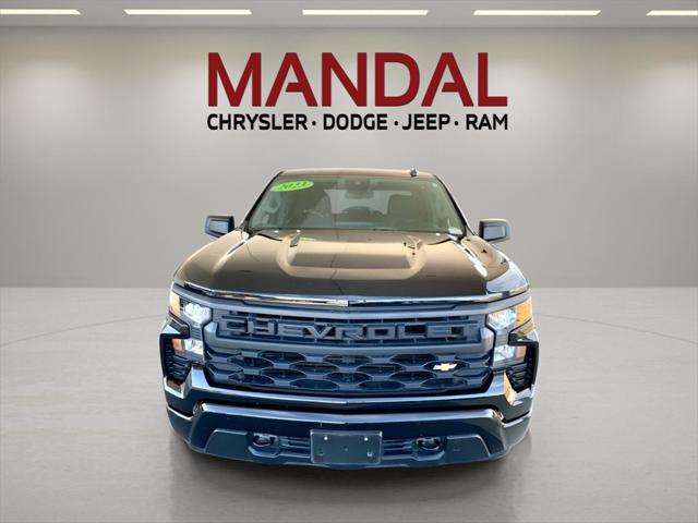 2023 Chevrolet Silverado 1500 2WD Crew Cab Short Bed Custom