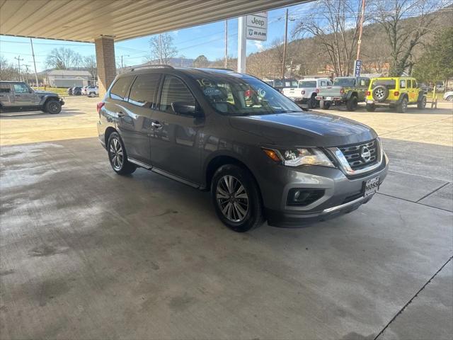 2019 Nissan Pathfinder SL