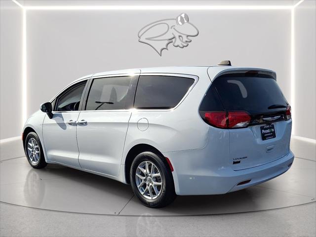 2022 Chrysler Voyager LX 2022 Chrysler Voyager LX
