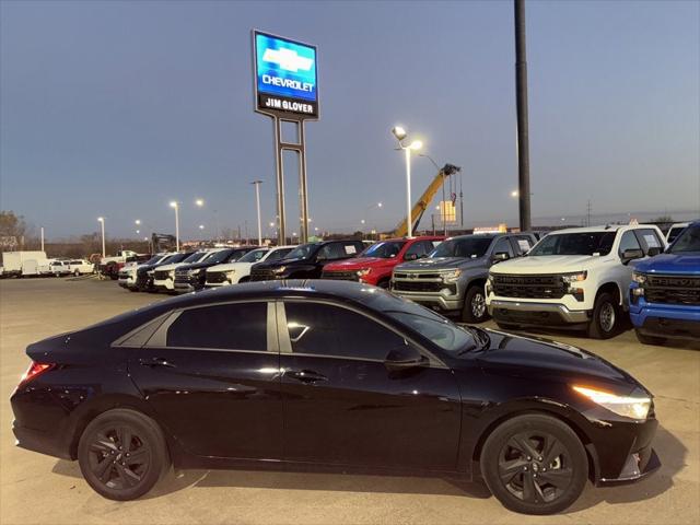 2023 Hyundai Elantra SEL 2023 Hyundai Elantra SEL