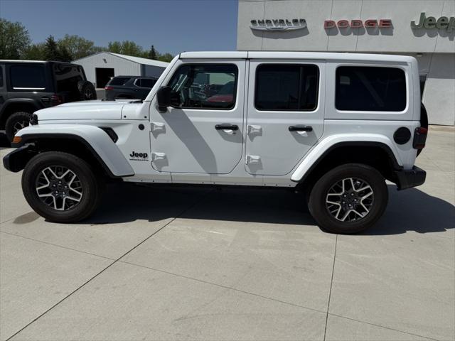 2025 Jeep Wrangler 4-Door Sahara 4x4