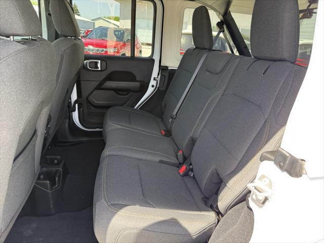 2025 Jeep Wrangler 4-Door Sahara 4x4