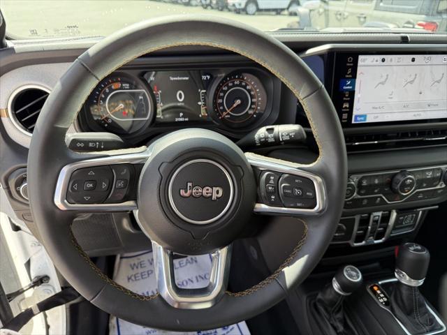 2025 Jeep Wrangler 4-Door Sahara 4x4