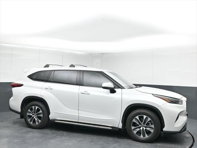2022 Toyota Highlander XLE 2022 Toyota Highlander XLE
