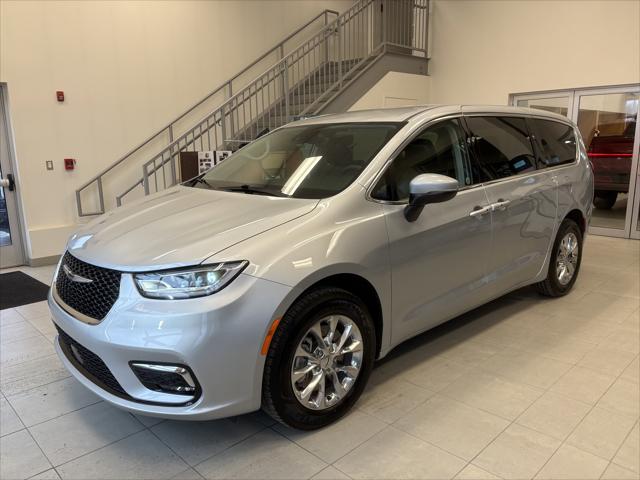 2023 Chrysler Pacifica Touring L AWD