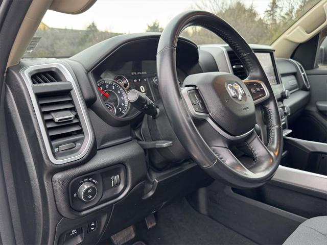 2020 RAM 1500 Big Horn Crew Cab 4x4 57 Box