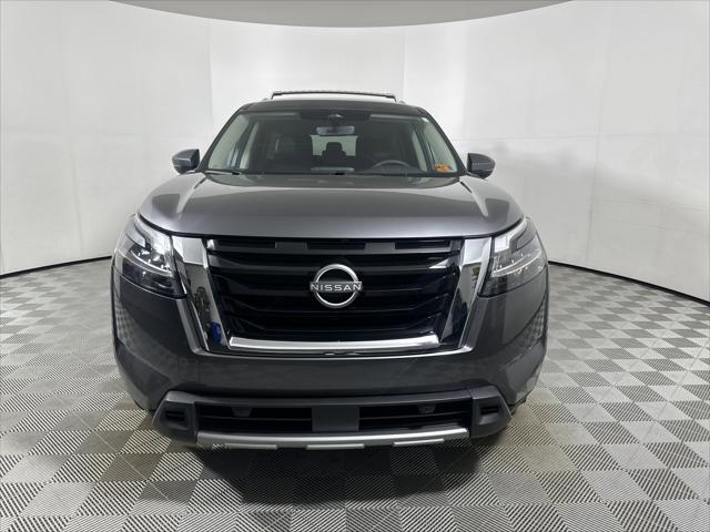 2024 Nissan Pathfinder SL 4WD
