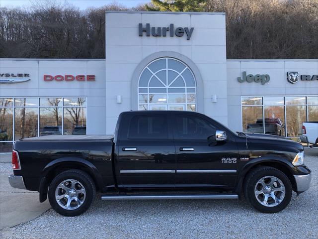 2017 RAM 1500 Laramie Crew Cab 4x4 57 Box 2017 RAM 1500 Laramie Crew Cab 4x4 57 Box