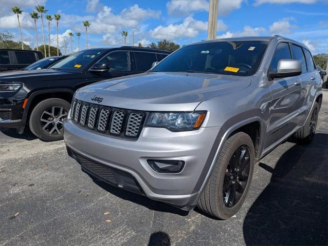 2020 Jeep Grand Cherokee Altitude 4X2 2020 Jeep Grand Cherokee Altitude 4X2