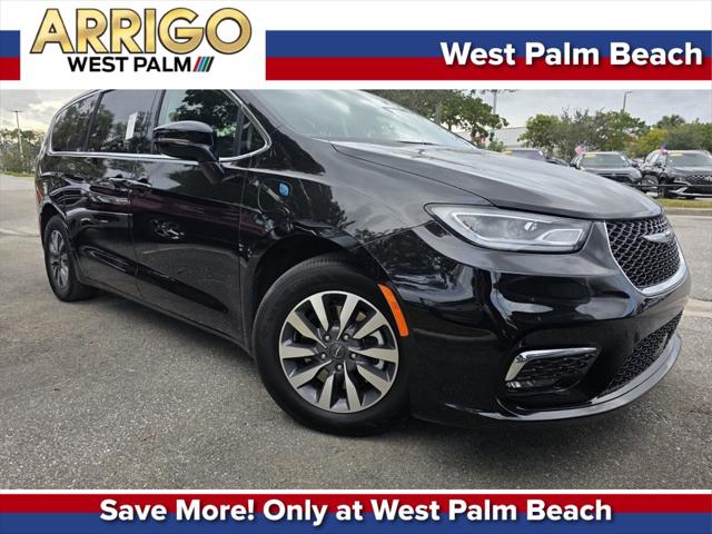 2024 Chrysler Pacifica Hybrid Select 2024 Chrysler Pacifica Hybrid Select