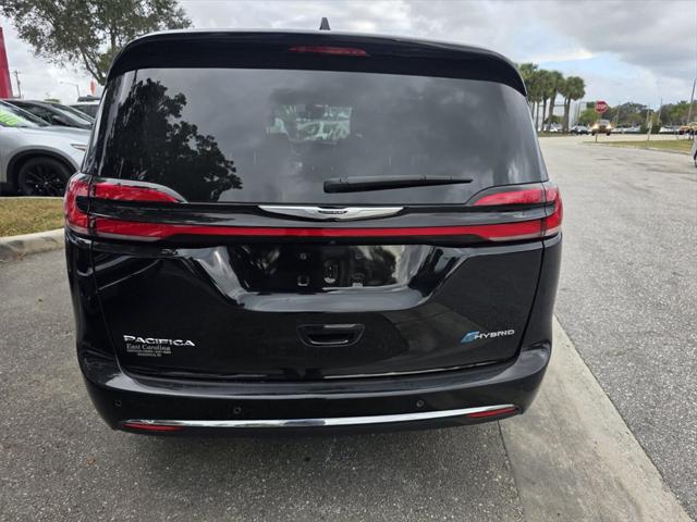 2024 Chrysler Pacifica Hybrid Select 2024 Chrysler Pacifica Hybrid Select